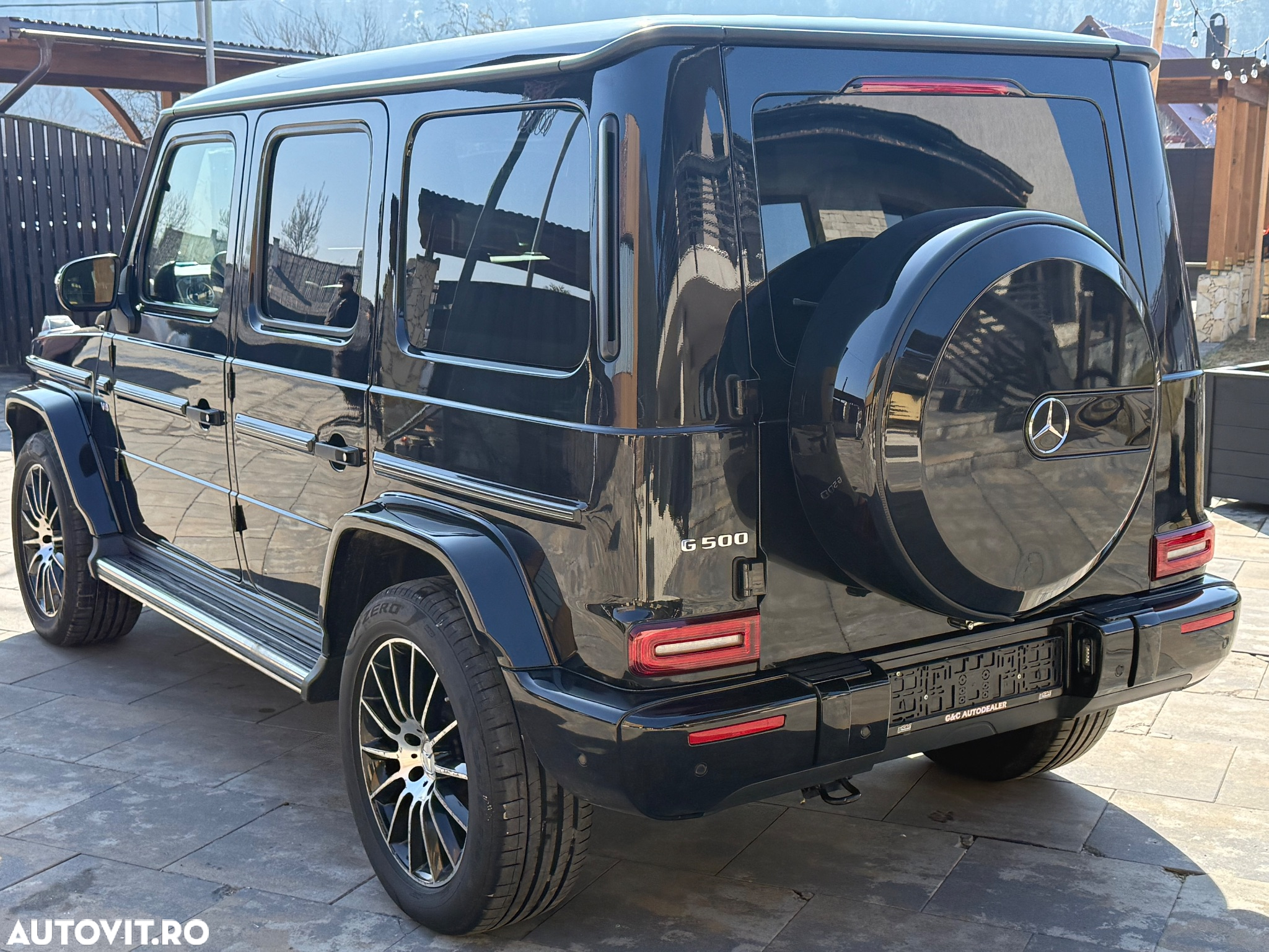 Mercedes-Benz G 500 9G-TRONIC STRONGER THAN TIME Edition exklusiv - 6