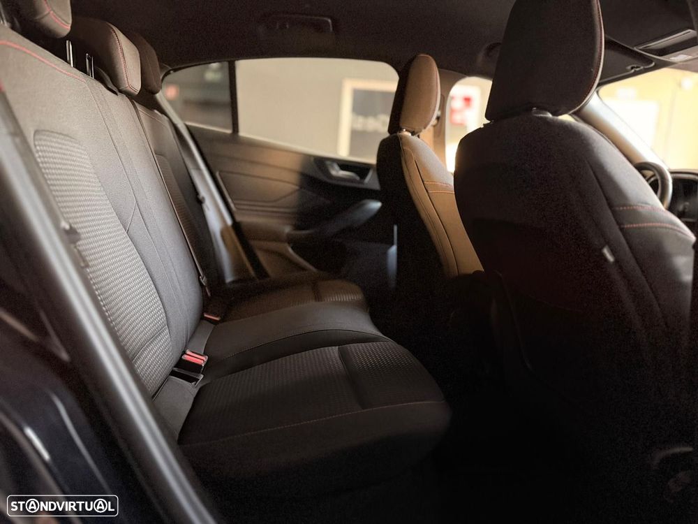 Ford Focus 1.0 EcoBoost ST-Line Aut. - 27