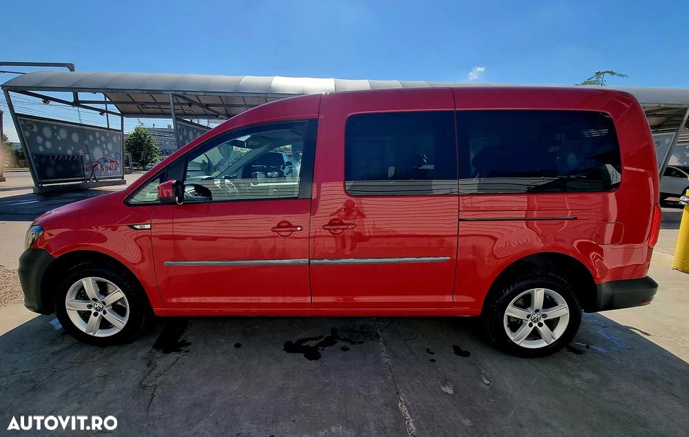 Volkswagen Caddy Maxi DSG 4M - 16