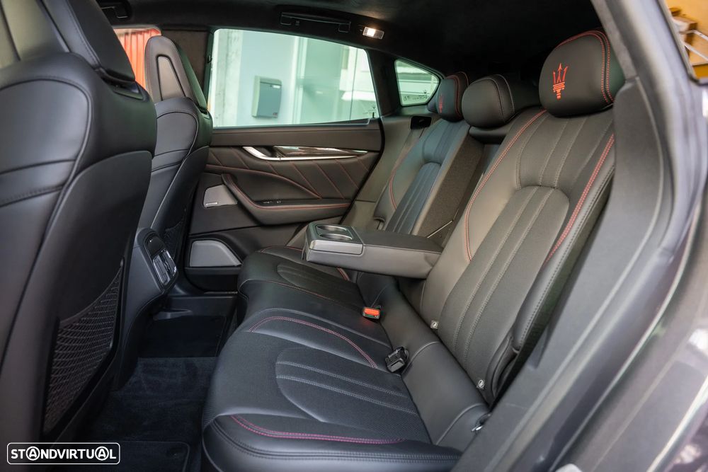 Maserati Levante S Q4 GranSport - 31