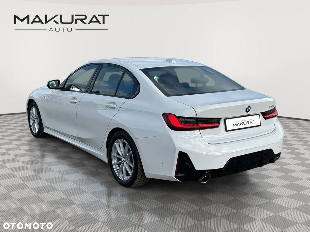 BMW 318I 2024 photo 3