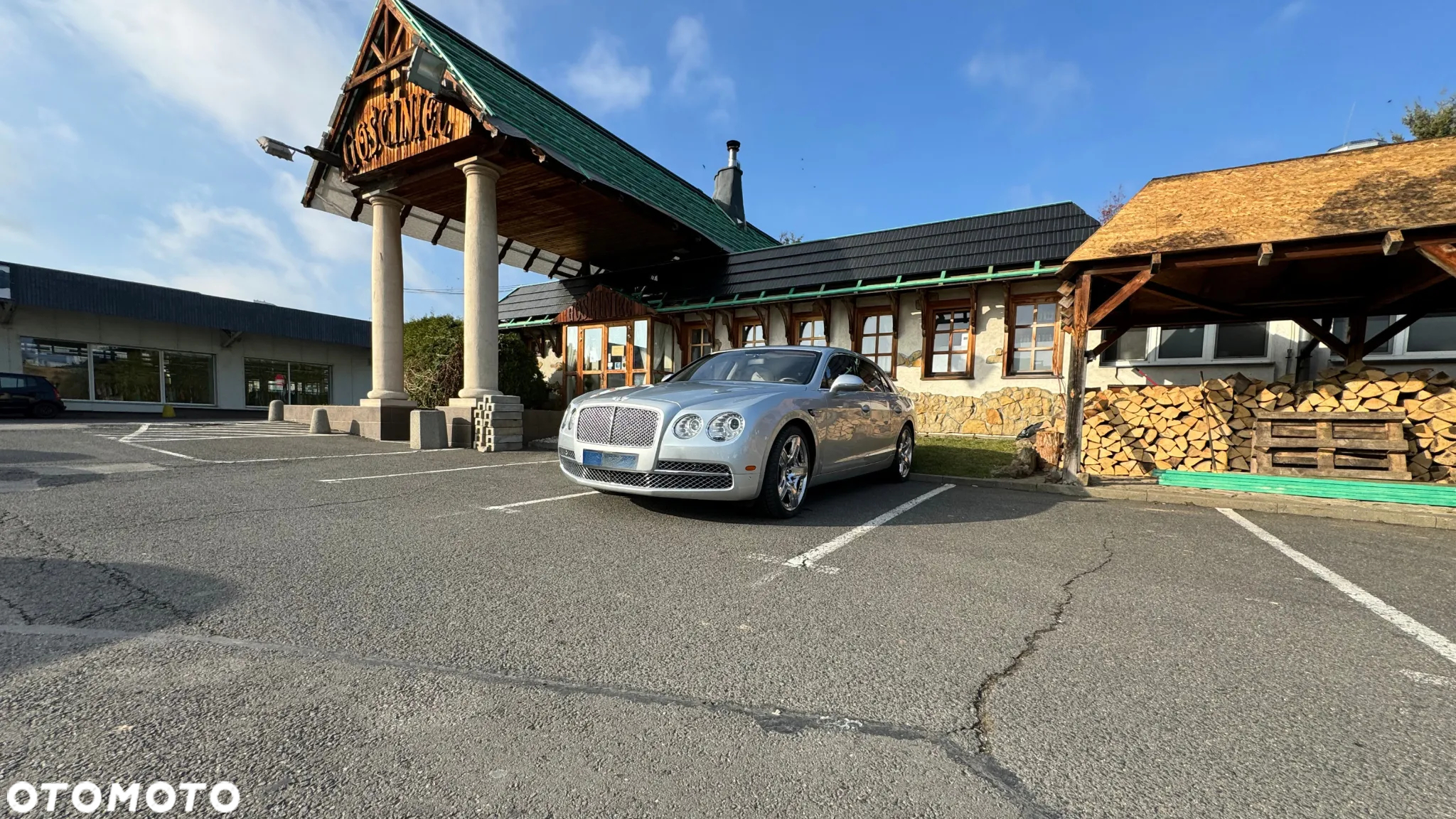 Bentley Flying Spur W12 - 8