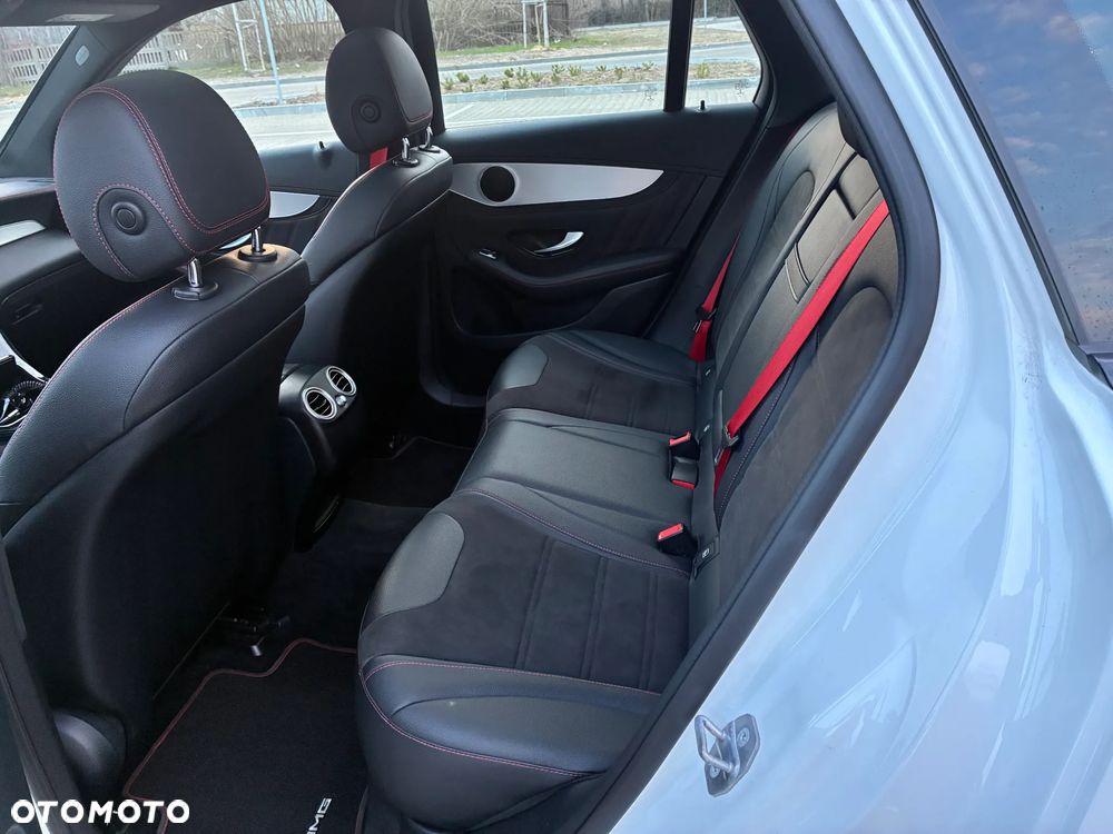 Mercedes-Benz GLC - 11