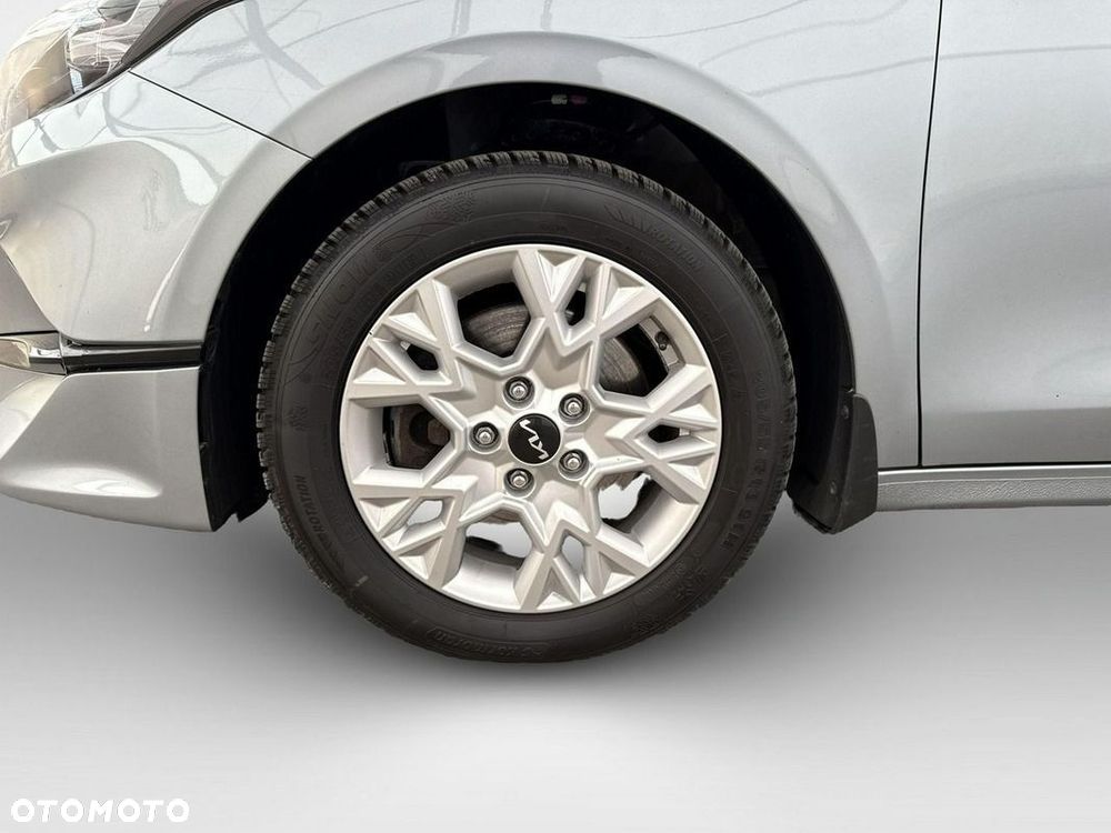 Kia Ceed - 12