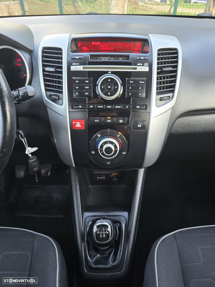 Kia Venga 1.4 CRDi EX ISG - 11