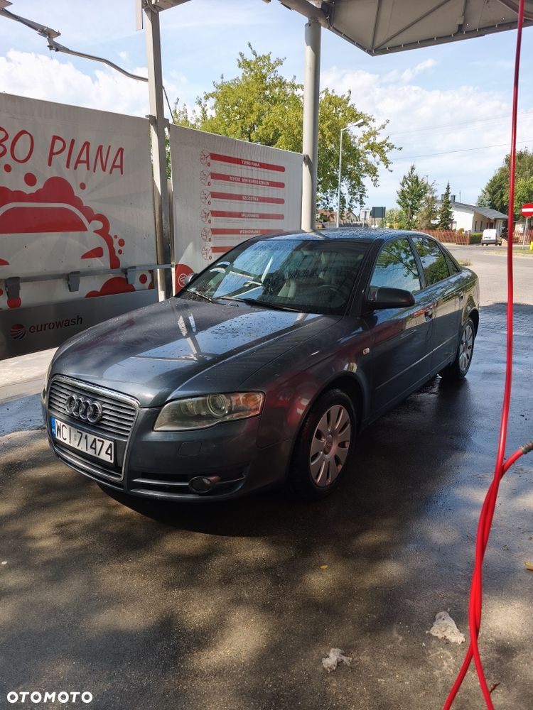 Audi A4 Limousine - 2