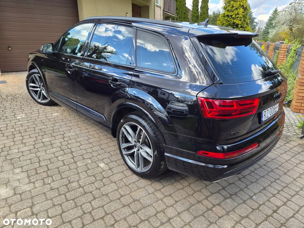 Audi Q7 - 7