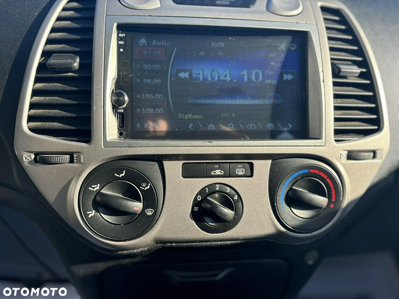 Hyundai i20 - 15