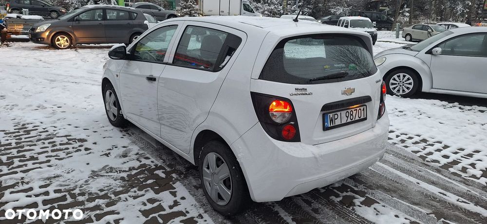 Chevrolet Aveo - 7