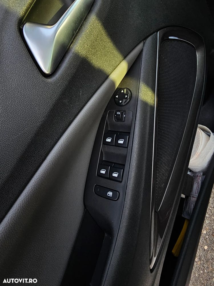 Opel Crossland 1.2 Start/Stop 120 Jahre - 17