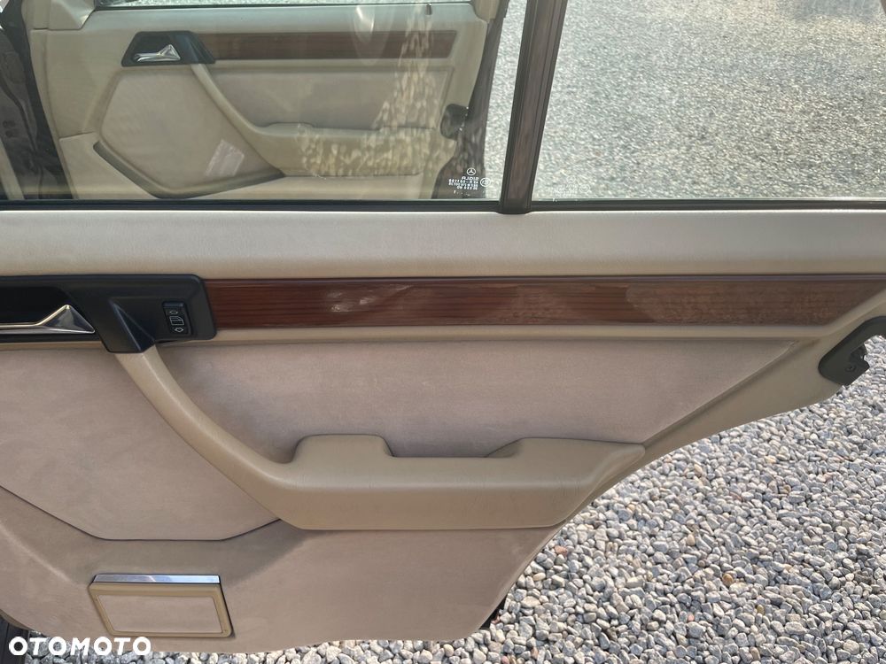 Mercedes-Benz W124 (1984-1993) - 18