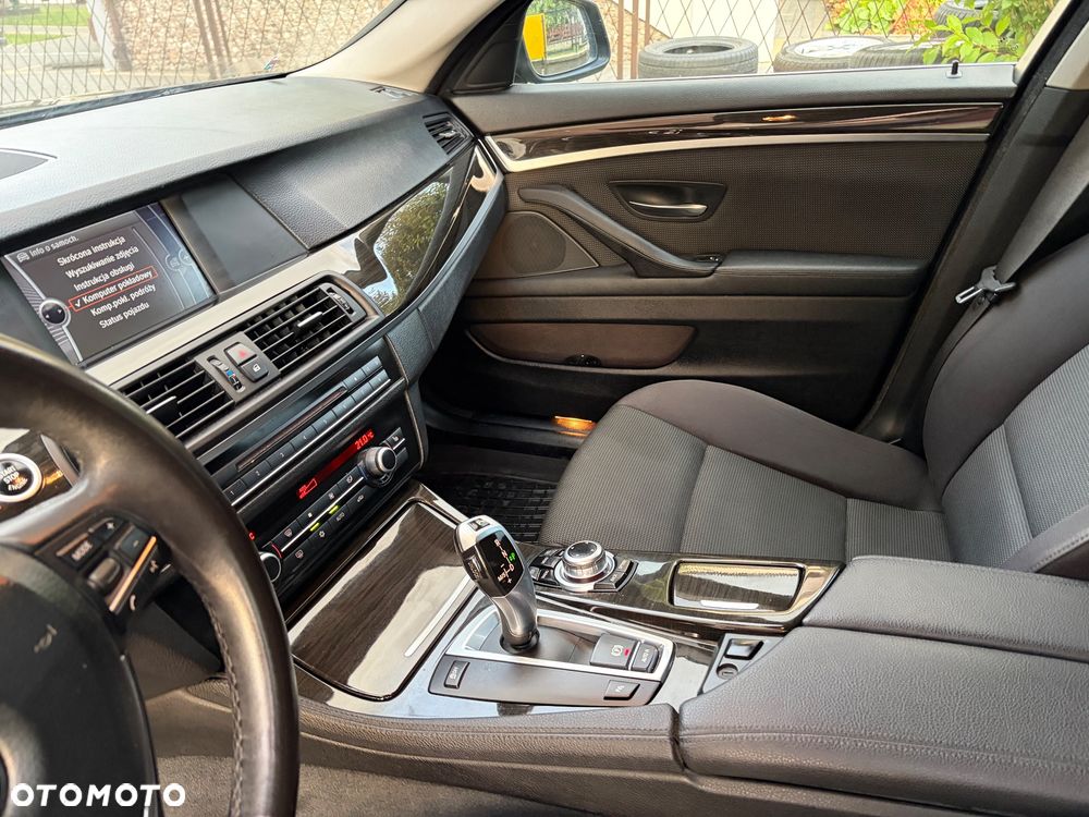 BMW Seria 5 - 12