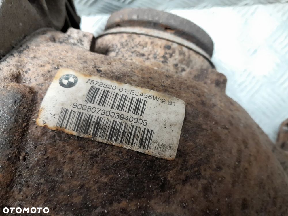 BMW E90 E87 E91 E92 DYFERENCJAŁ MOST TYLNEGO NAPĘDU 7572520-01 PRZEŁOŻENIA 2,81 - 5