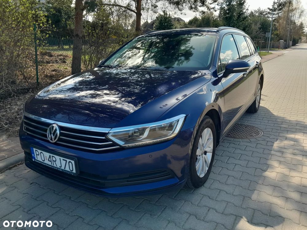 Volkswagen Passat - 2