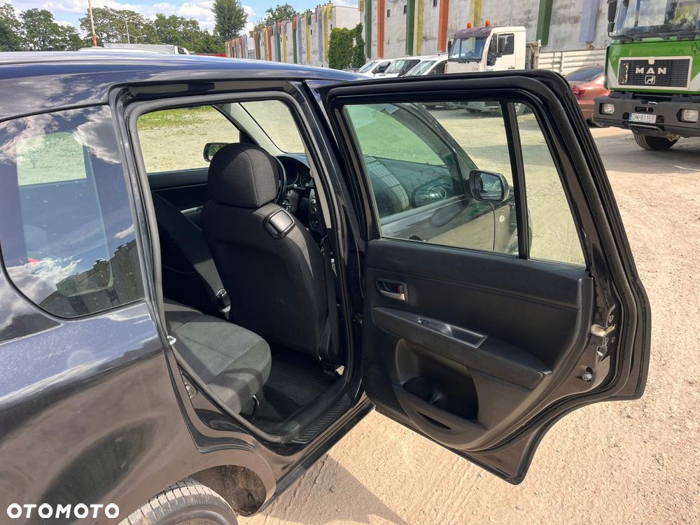 Mazda 2 - 13
