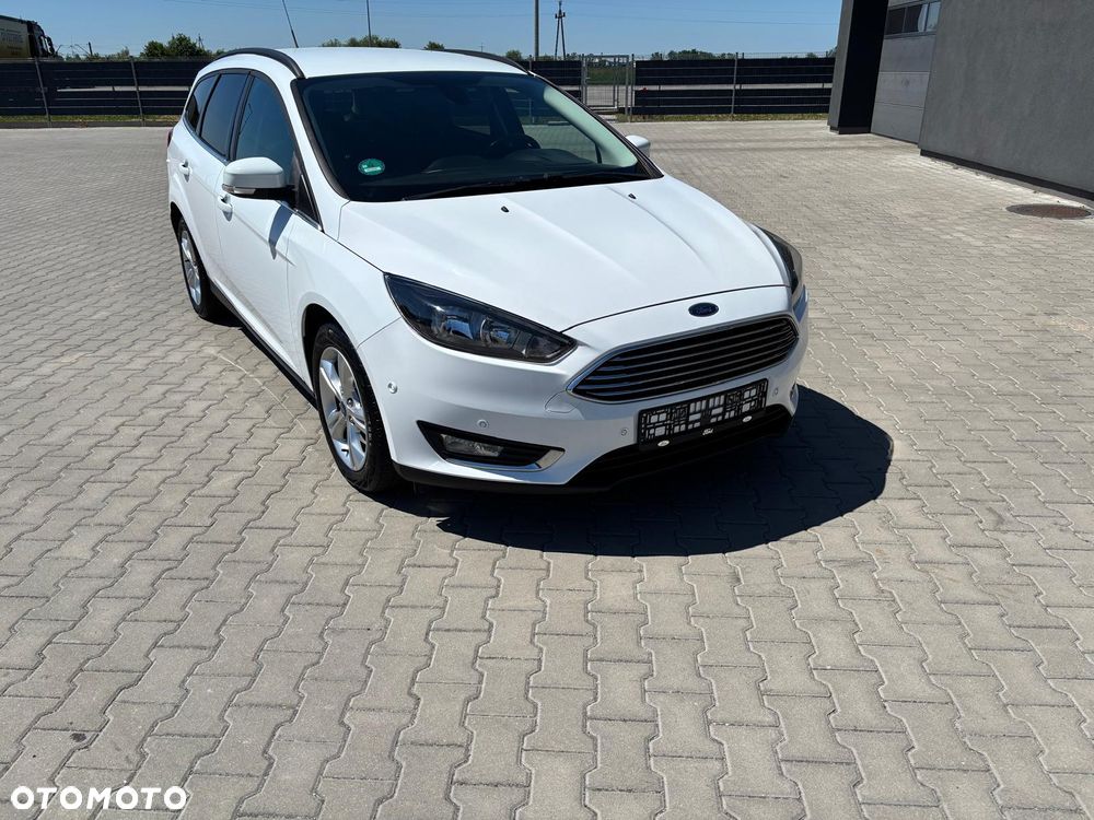 Ford Focus - 1