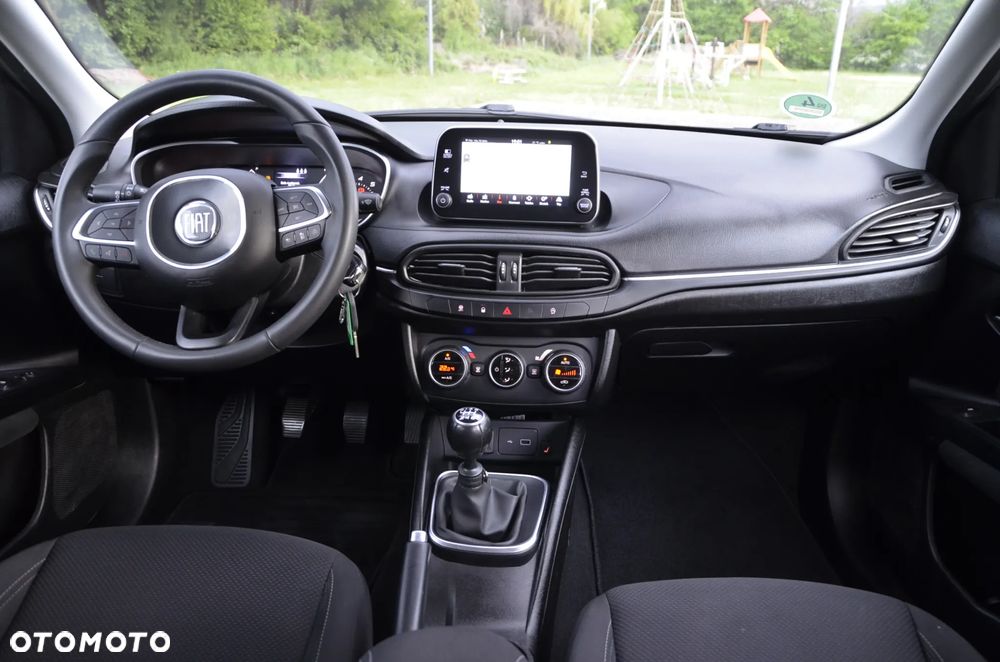 Fiat Tipo 1.4 T-Jet Lounge - 19
