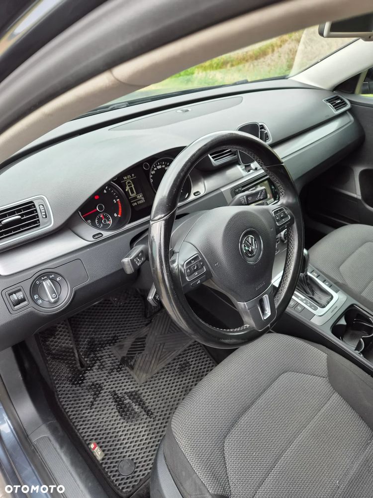 Volkswagen Passat 2.0 TDI 4Motion DSG BlueMotion Tech Highline - 7