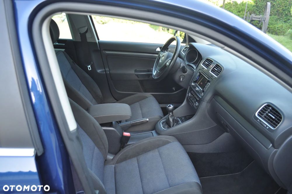 Volkswagen Golf 1.6 TDI Highline - 10