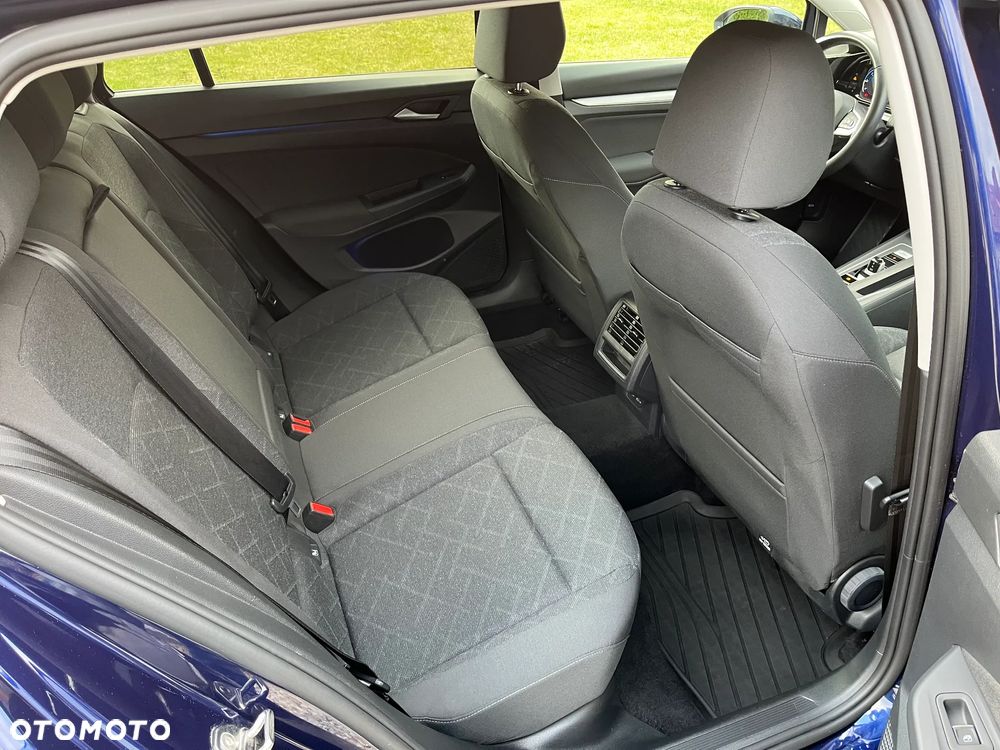 Volkswagen Golf Variant - 9