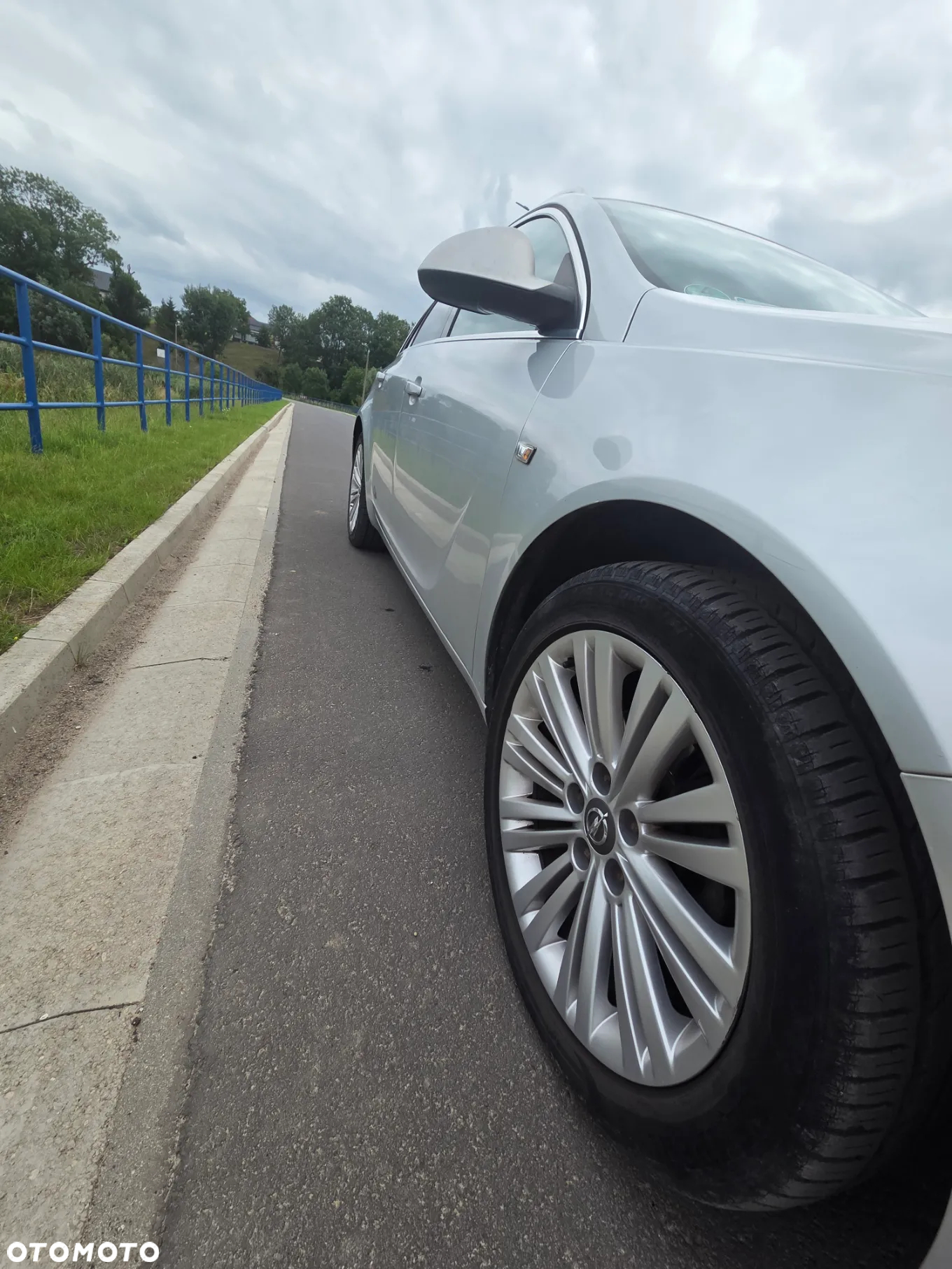 Opel Insignia 1.4 T Cosmo S&S - 6