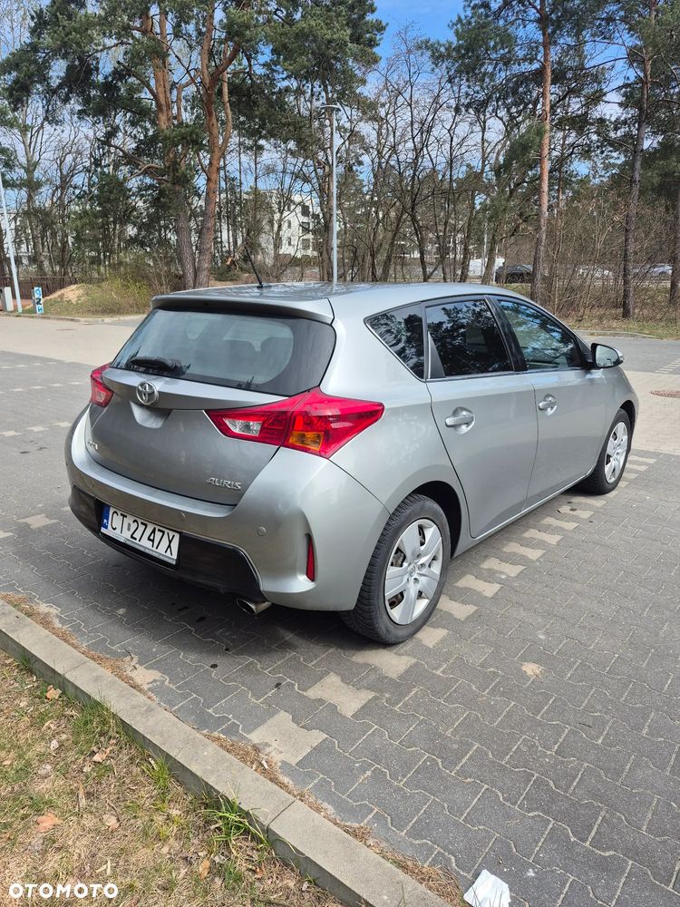 Toyota Auris 1.6 Premium Comfort - 3