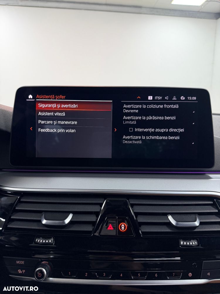 BMW Seria 5 520d xDrive AT - 29