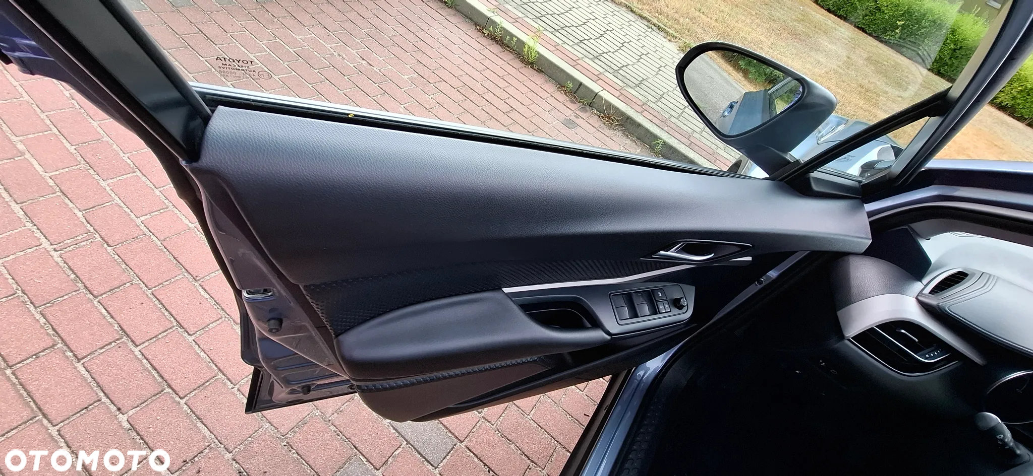 Toyota C-HR 1.8 Hybrid Comfort - 10