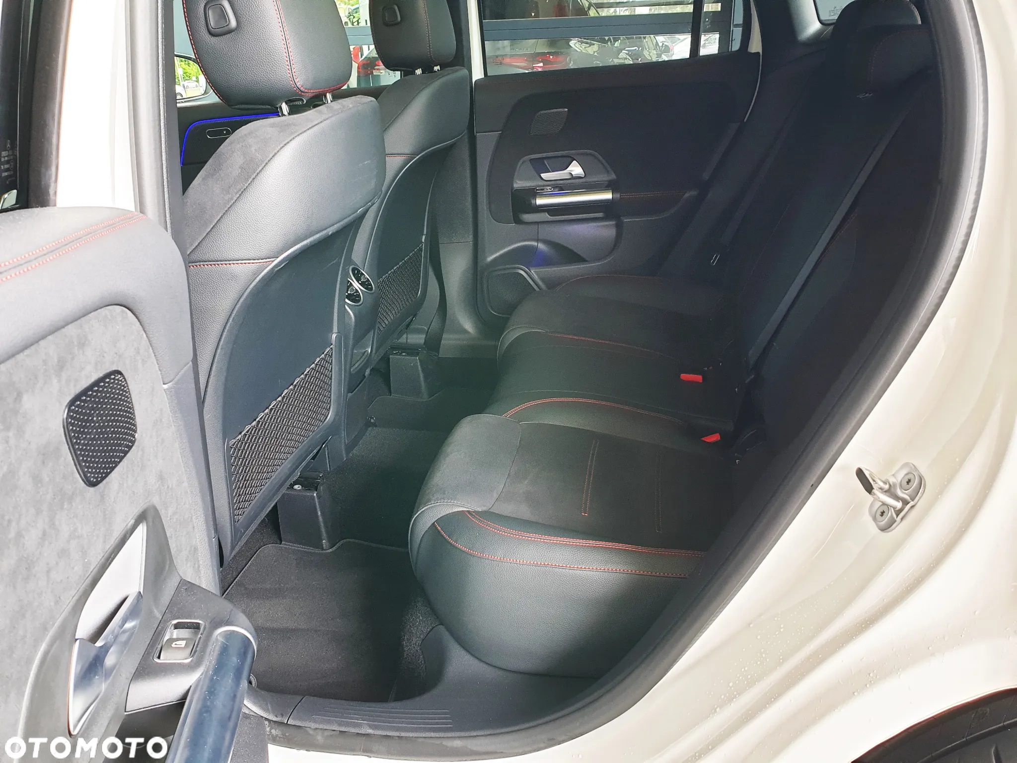 Mercedes-Benz GLA 200 AMG Line - 13