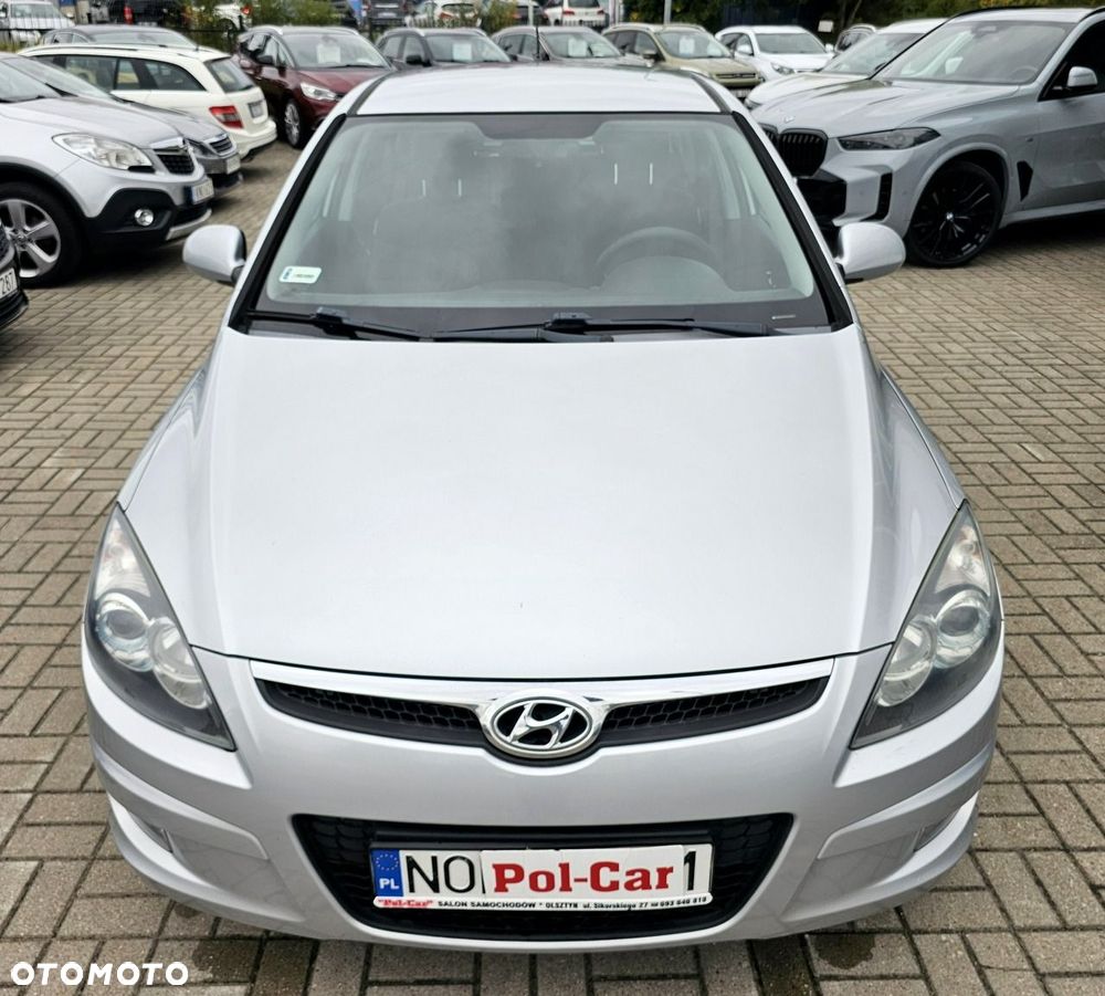 Hyundai I30 2010 photo 2