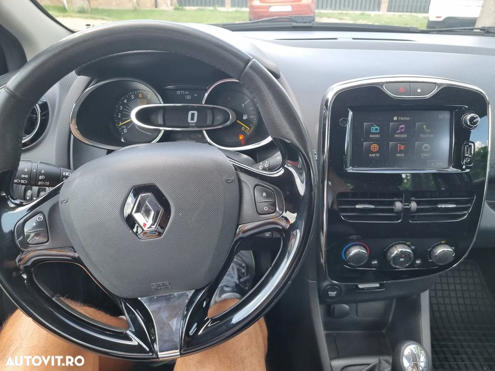Renault Clio ENERGY TCe 90 Start & Stop Experience - 17