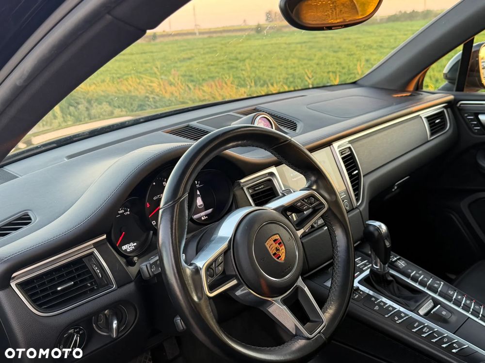 Porsche Macan GTS - 16