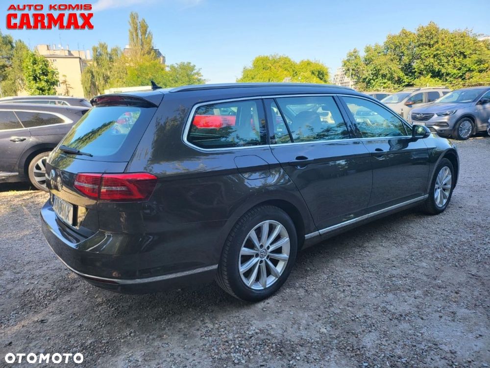 Volkswagen Passat - 7