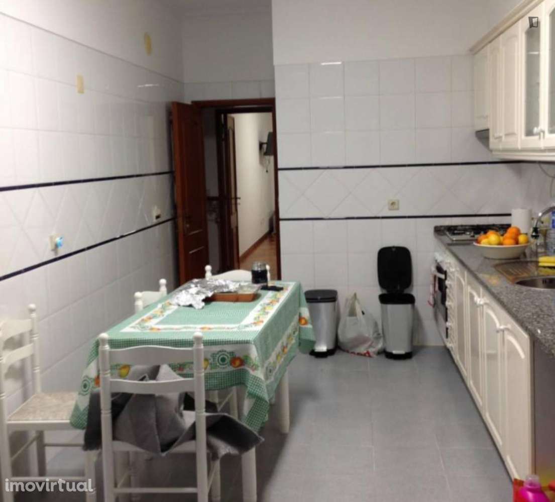 Quarto - localizado em Portimao - Grande imagem: 3/3