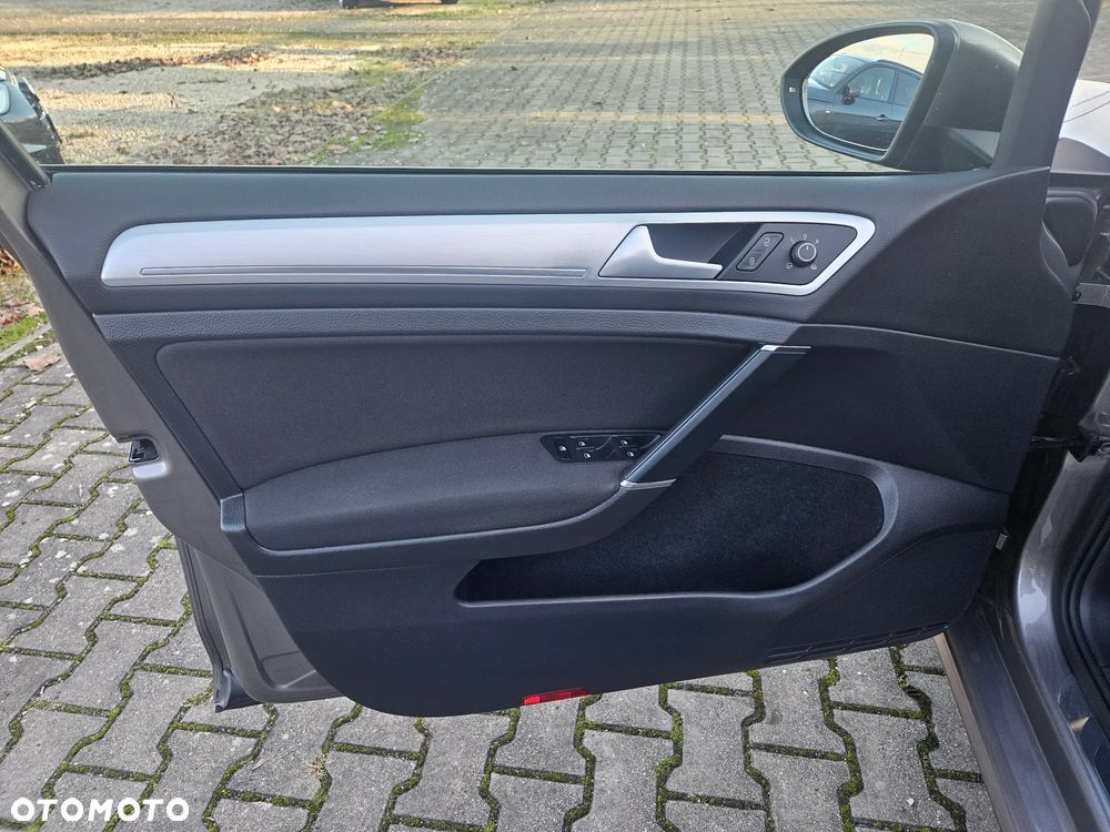 Volkswagen Golf 1.4 TSI BlueMotion Technology DSG Cup - 13