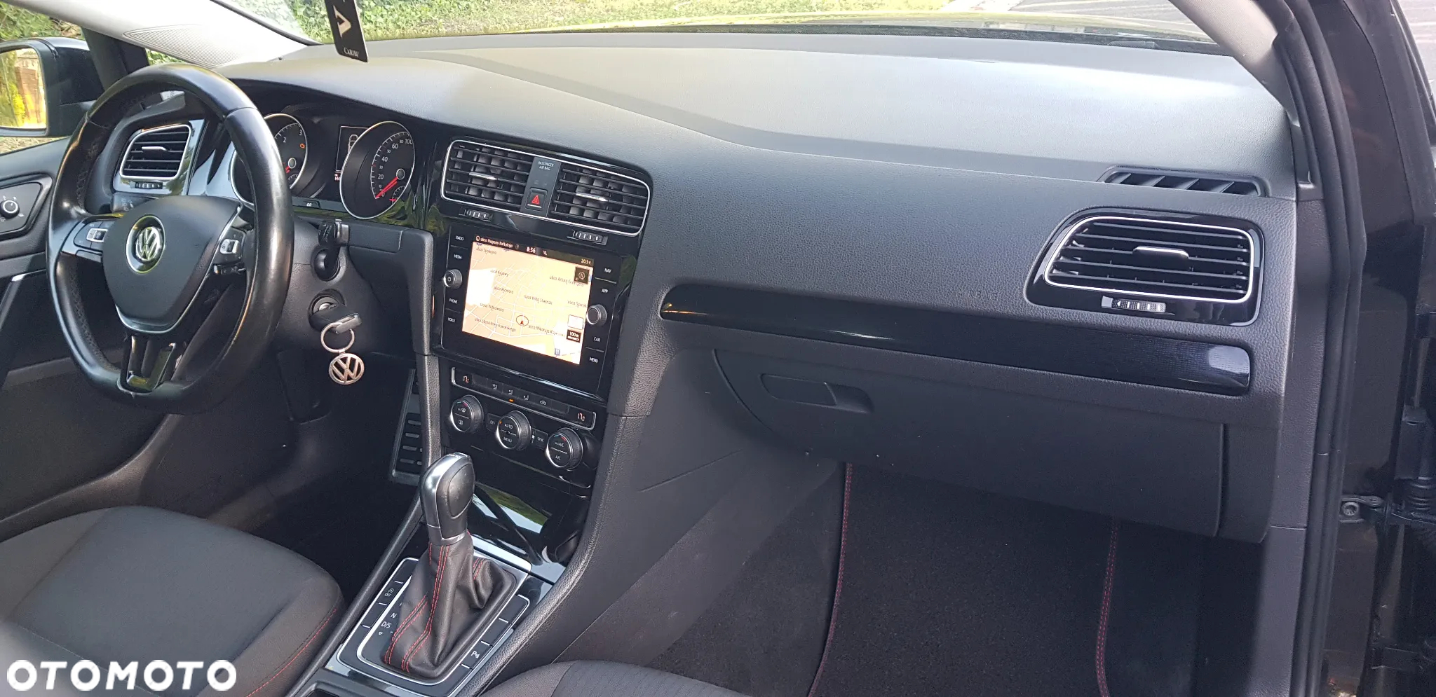 Volkswagen Golf 2.0 TDI DSG Sound - 23