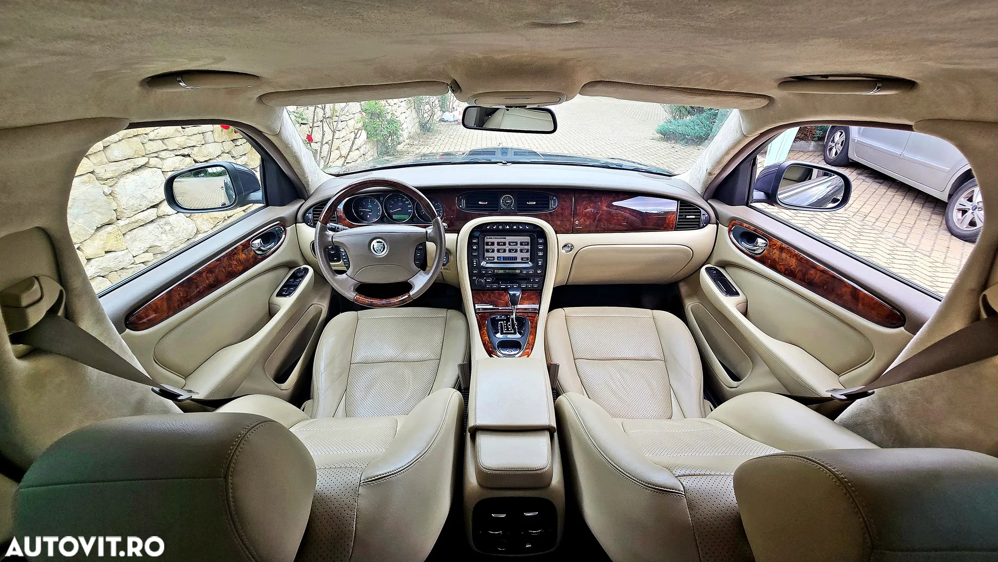 Jaguar XJ XJ6 2.7 Twin Turbo Diesel Executive Last Edition - 9