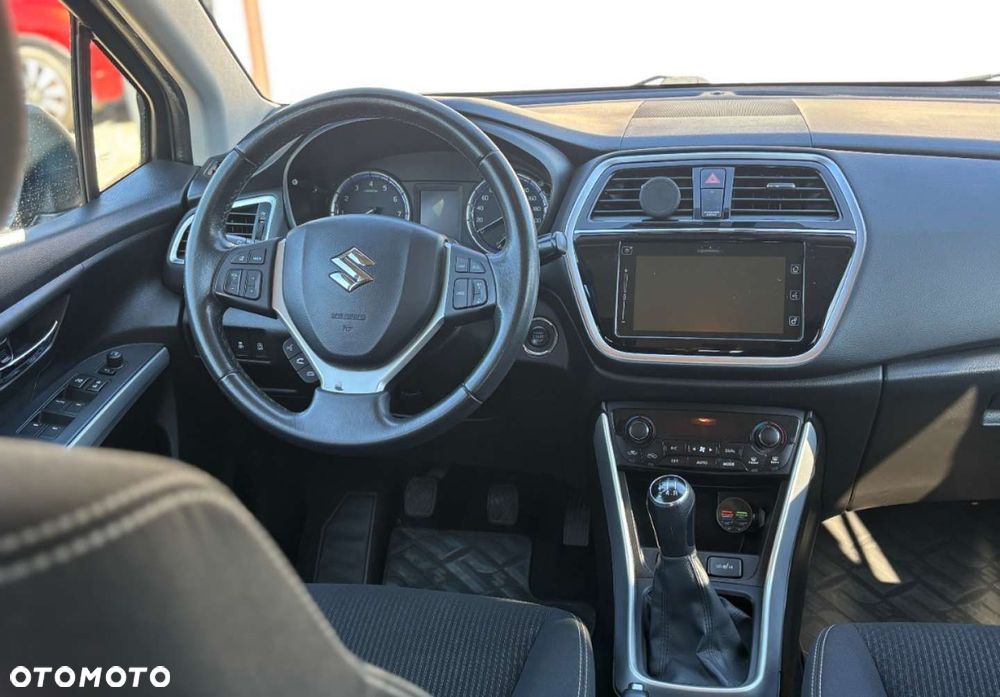 Suzuki SX4 S-Cross - 16