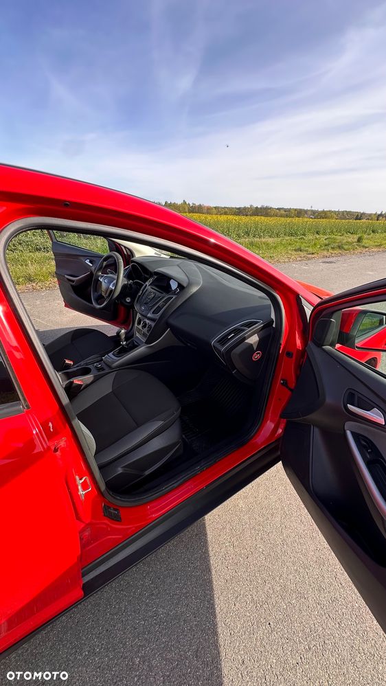 Ford Focus 1.6 TDCi DPF Trend - 10