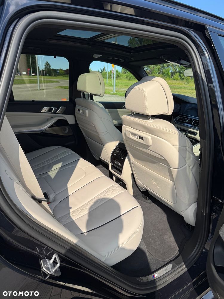 BMW X5 M M50d - 13