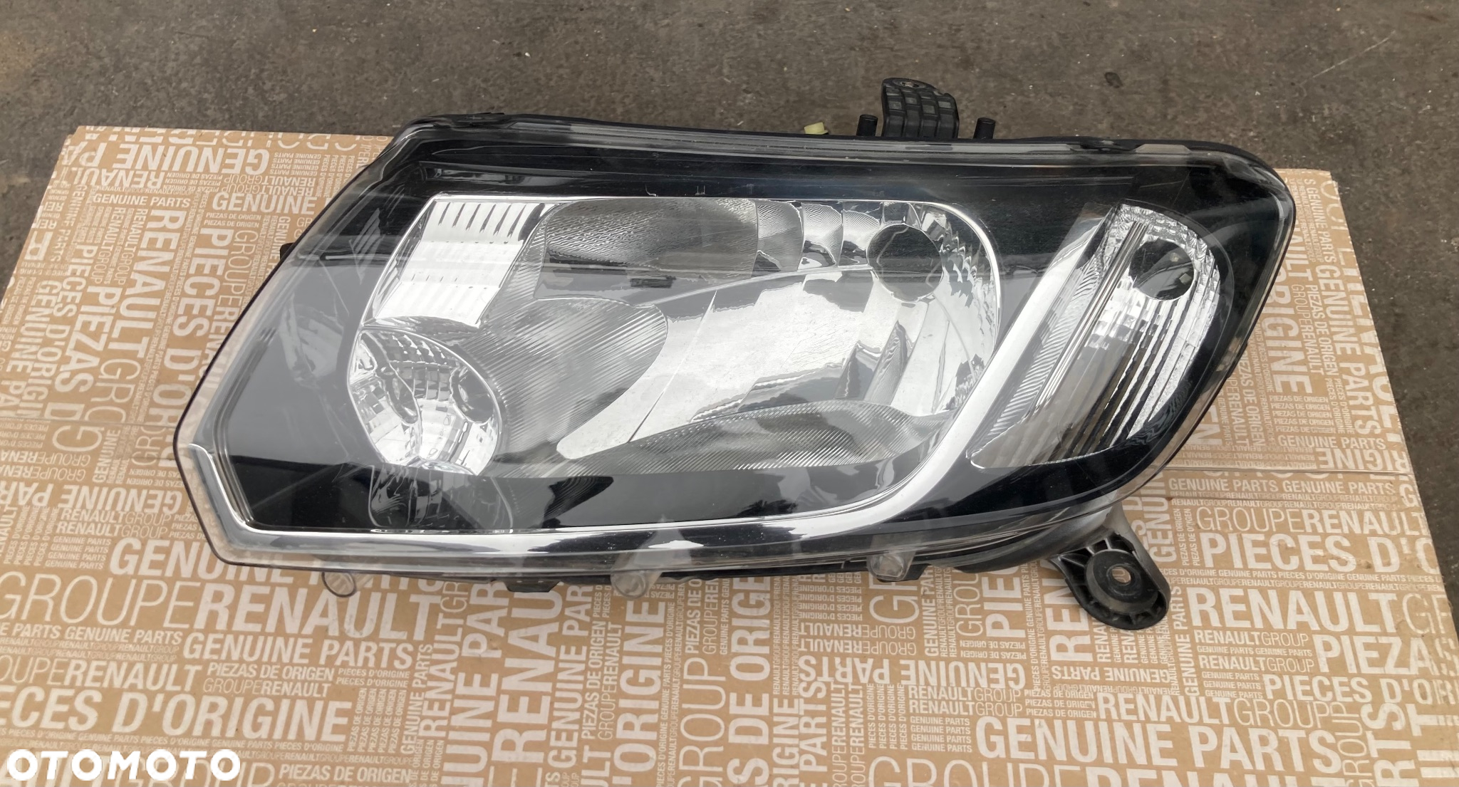 DACIA Logan Sandero 2 II stepway LAMPA PRZEDNIA LEWA REFLEKTOR LEWY PRZÓD Wwa - 12