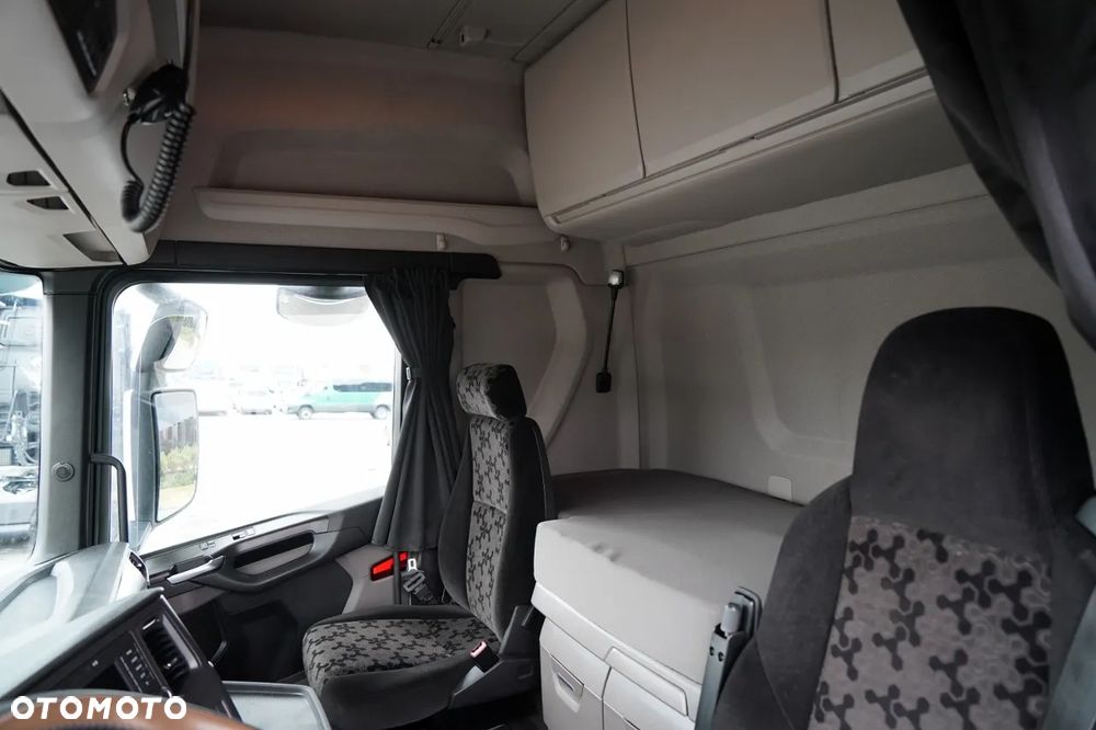 Scania R 450 / RETARDER / HYDRAULIKA / CAŁA NA PODUSZKACH - 26