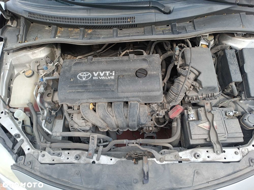 Toyota Corolla - 8