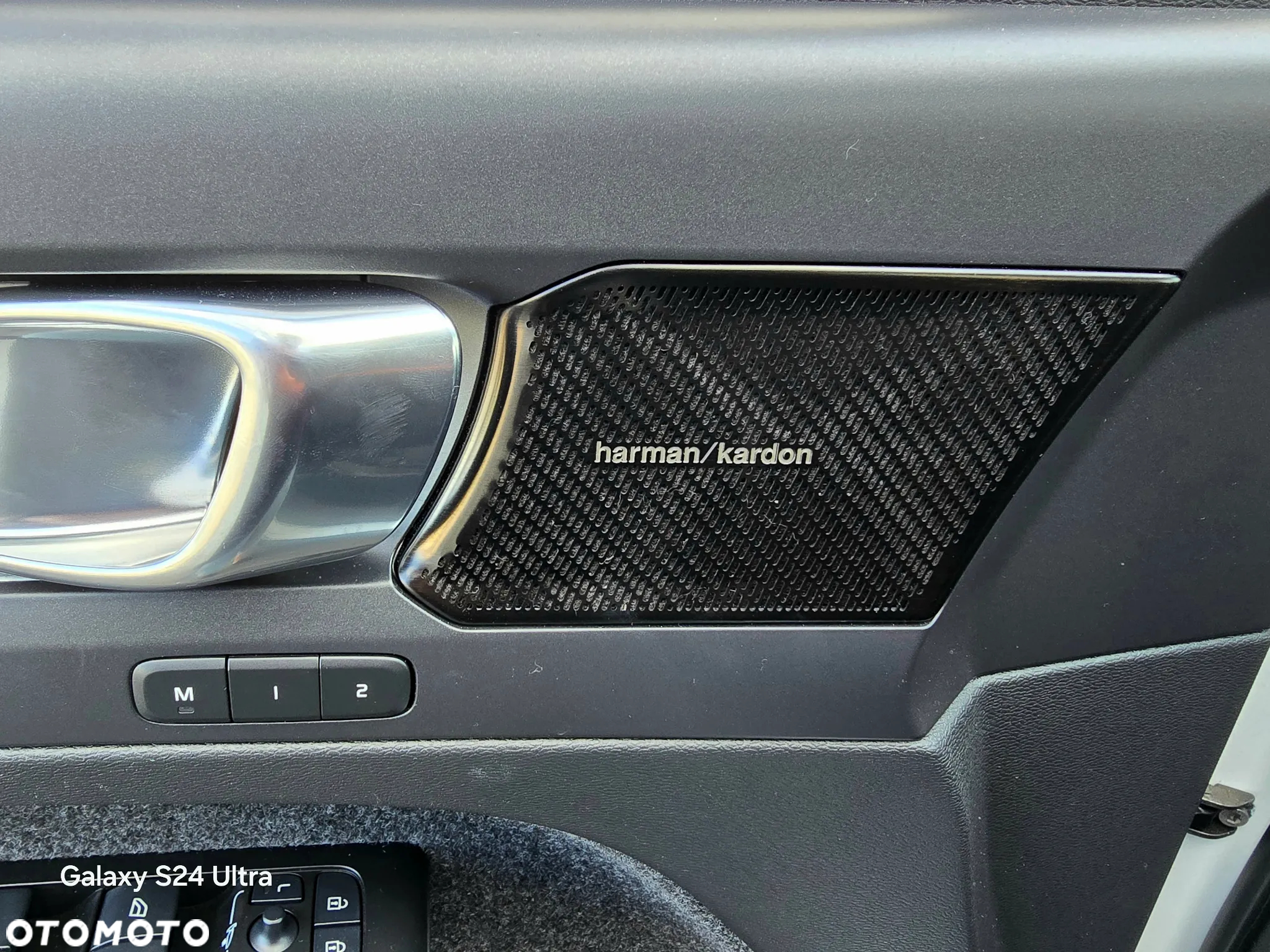 Volvo XC 40 T4 AWD Momentum Pro - 11