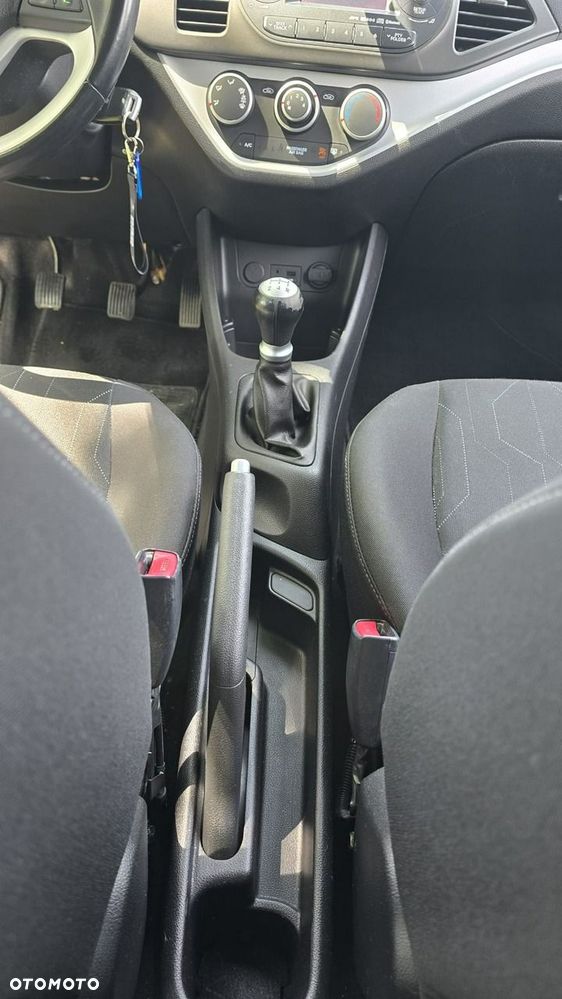 Kia Picanto - 16