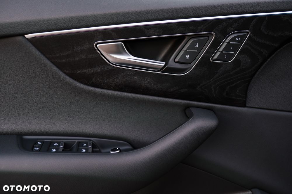 Audi Q7 55 TFSI quattro tiptronic S line - 40