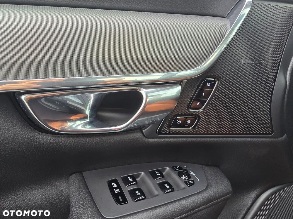Volvo V90 D4 AWD Inscription - 20