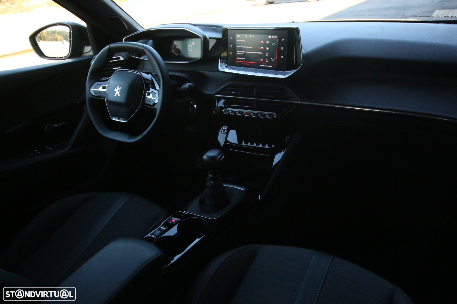 Peugeot 2008 1.2 PureTech Allure Pack - 9