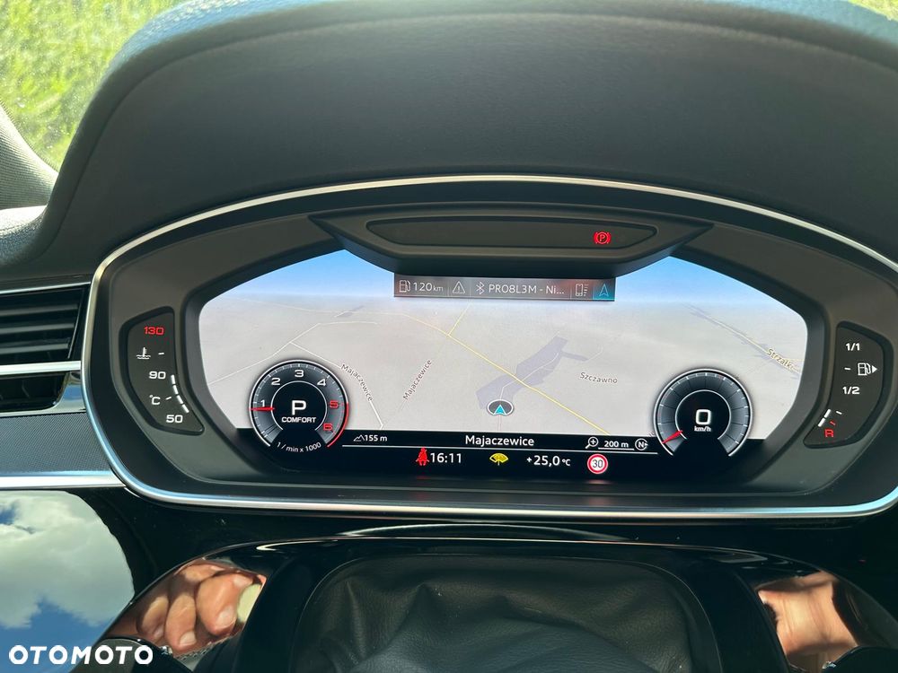 Audi A8 - 18