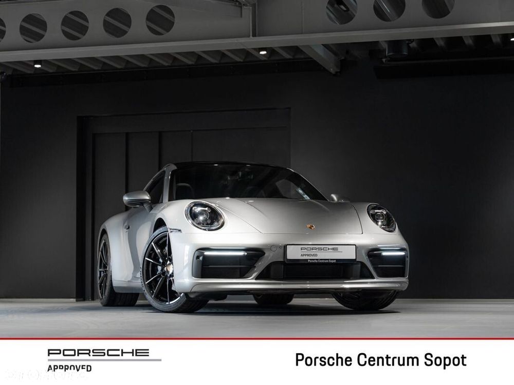 Porsche 911 Carrera - 9